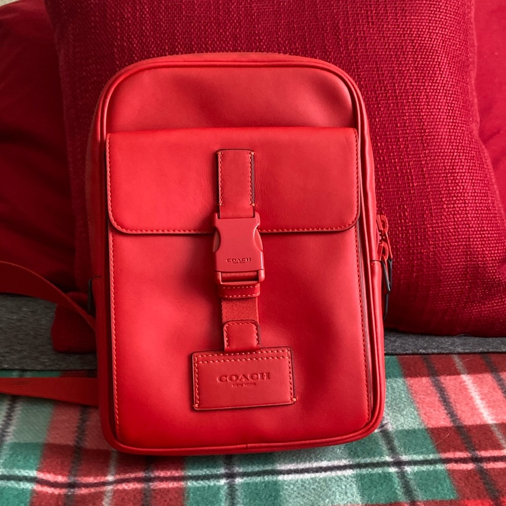Coach Track Pack—Bright Poppy